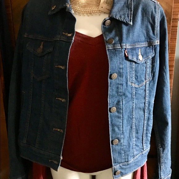 Levi’s embroidered FLORAL denim jacket Sz.M - NWT - Embroidered Denim Jacket NEW - Picture 2 of 9